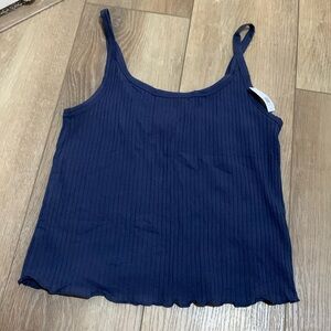 Multiplruffked helped ribbed tank tops